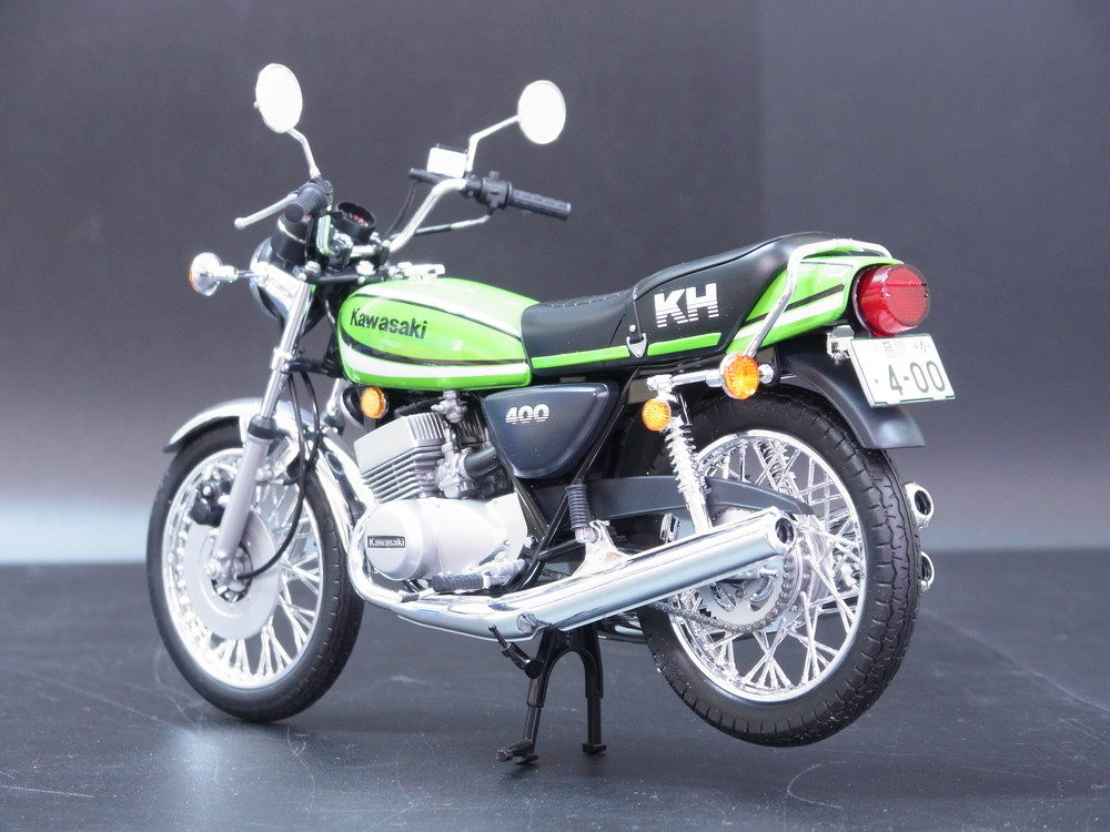 製作代行紹介「ハセガワ 1/12 KH-400-A7」バイク全塗装プラン | プラビット