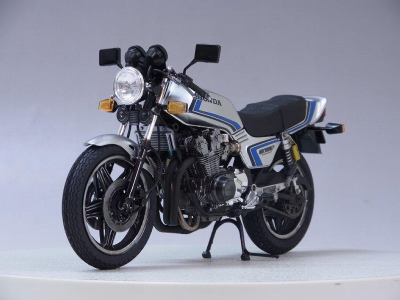 今すぐ飾れるプラモデル】タミヤ 1/12 ホンダ CB750F カスタムチューン 