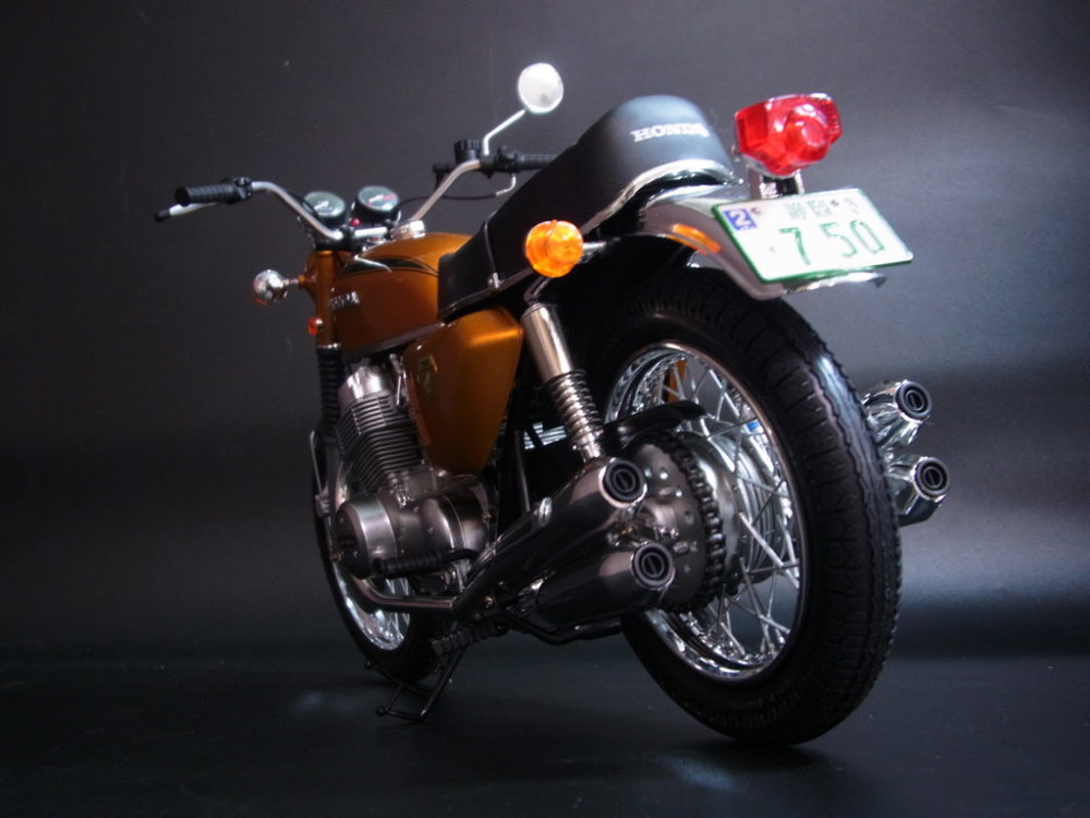 【未使用】タミヤ 1/6 Honda オートバイ ドリーム CB750 FOUR