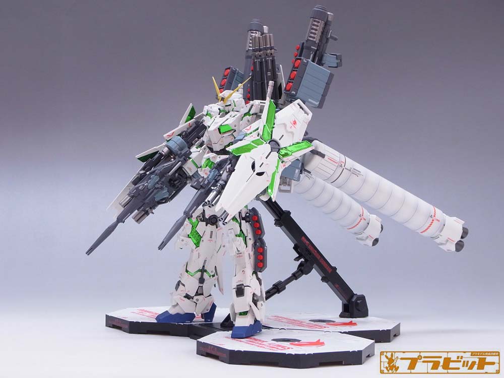製作代行紹介「バンダイ MG 1/100 RX-0 フルアーマーユニコーン