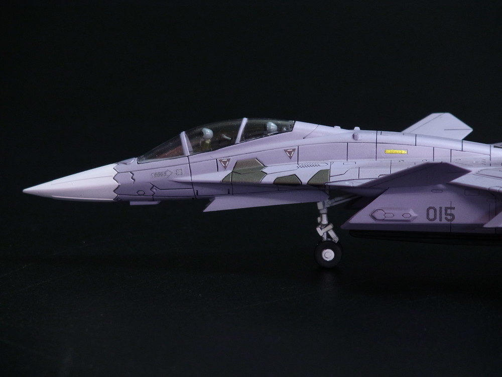 製作代行紹介「コトブキヤ 1/144 エースコンバット X-02S (For